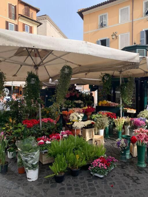 Apartamento Casa Cristina In Piazza Farnese Roma Exterior foto